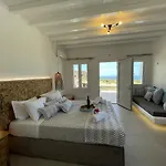 Villa Paradisia *