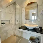 Paradisia Villa *