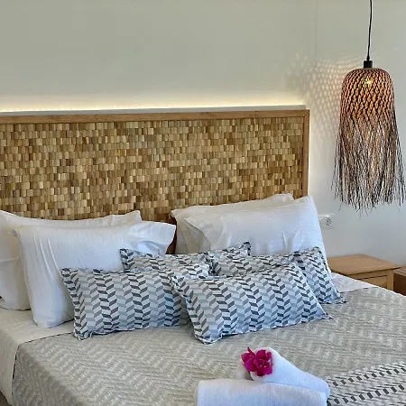 Villa Paradisia *