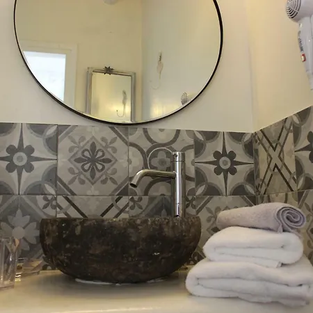 Paradisia * 투를로스