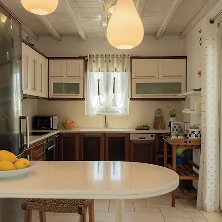 Paradisia Villas *