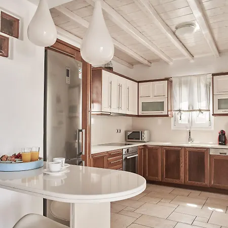 Villa Paradisia Tourlos