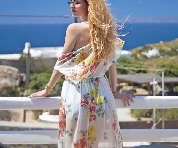 Paradisia וילה טורלוס