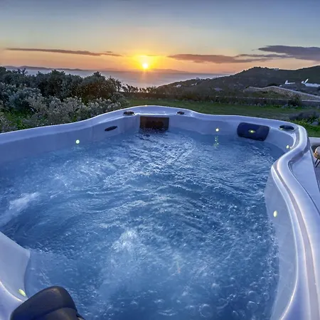 Paradisia Villa Túrlosz